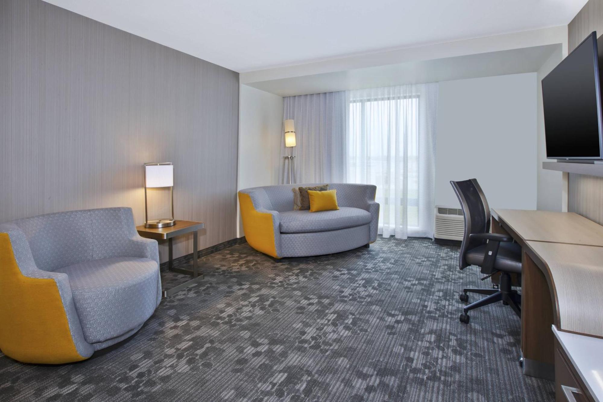 Hotel Courtyard By Marriott St. Joseph-Benton Harbor Extérieur photo