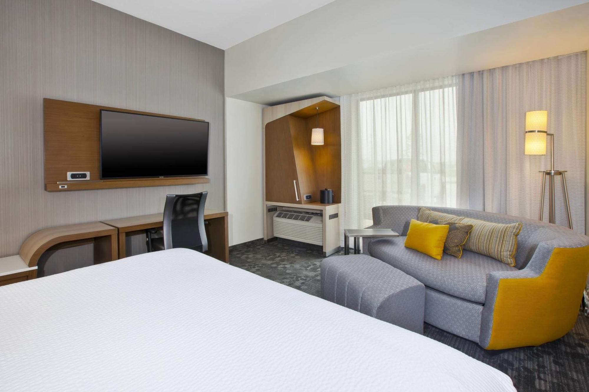 Hotel Courtyard By Marriott St. Joseph-Benton Harbor Extérieur photo
